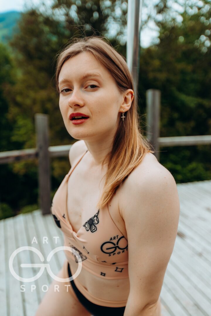 ArtGo-89 pole dance боді для сцени онлайн